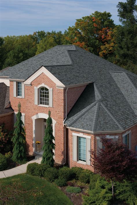 Shingle Magic: Atlanta's Top Choice for Long-Lasting Roofs